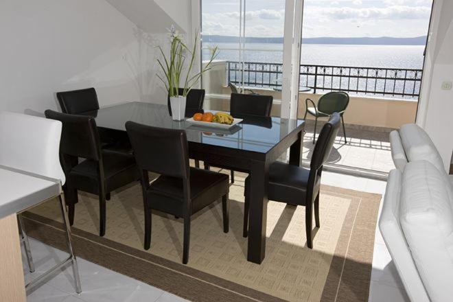 Apartments Gudelj พอดโกรา ภายนอก รูปภาพ