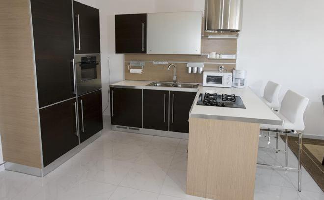 Apartments Gudelj พอดโกรา ภายนอก รูปภาพ