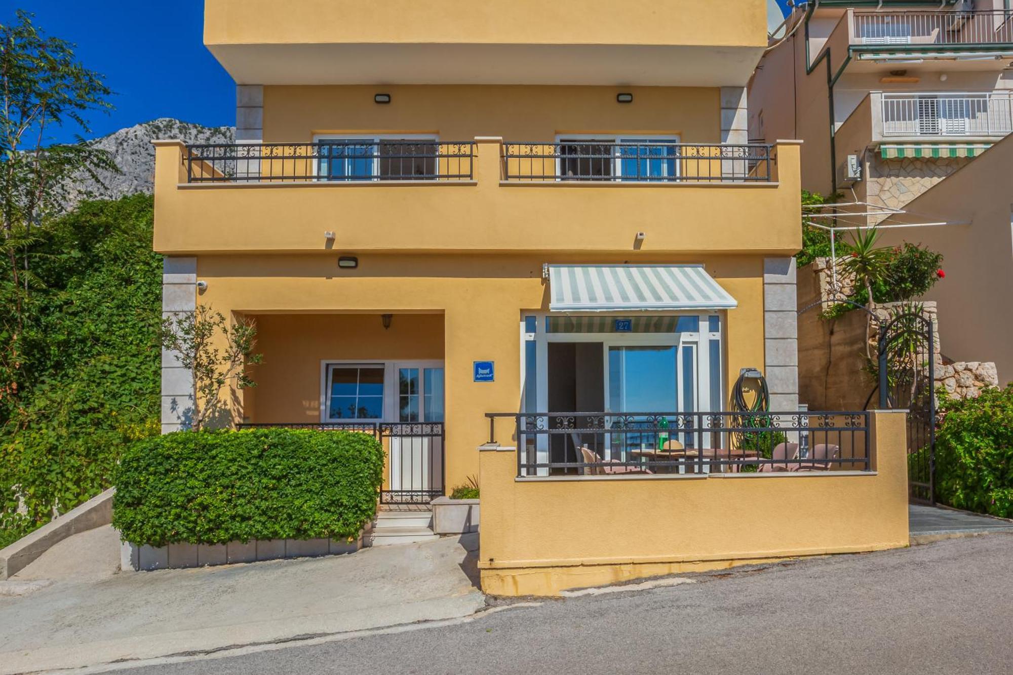 Apartments Gudelj พอดโกรา ภายนอก รูปภาพ