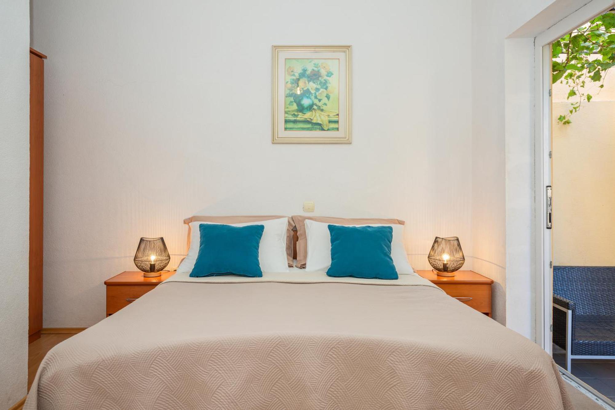 Apartments Gudelj พอดโกรา ภายนอก รูปภาพ