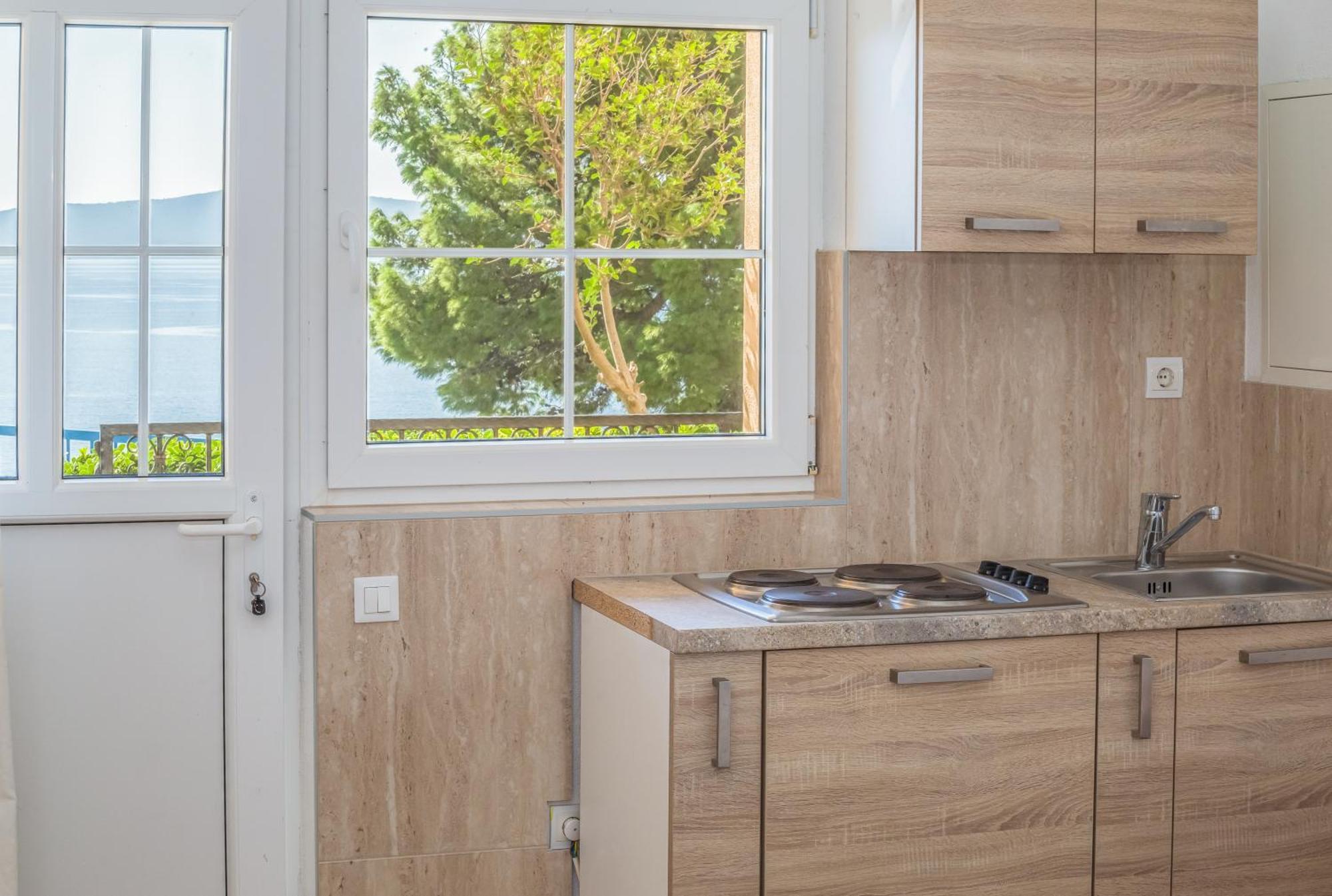 Apartments Gudelj พอดโกรา ภายนอก รูปภาพ